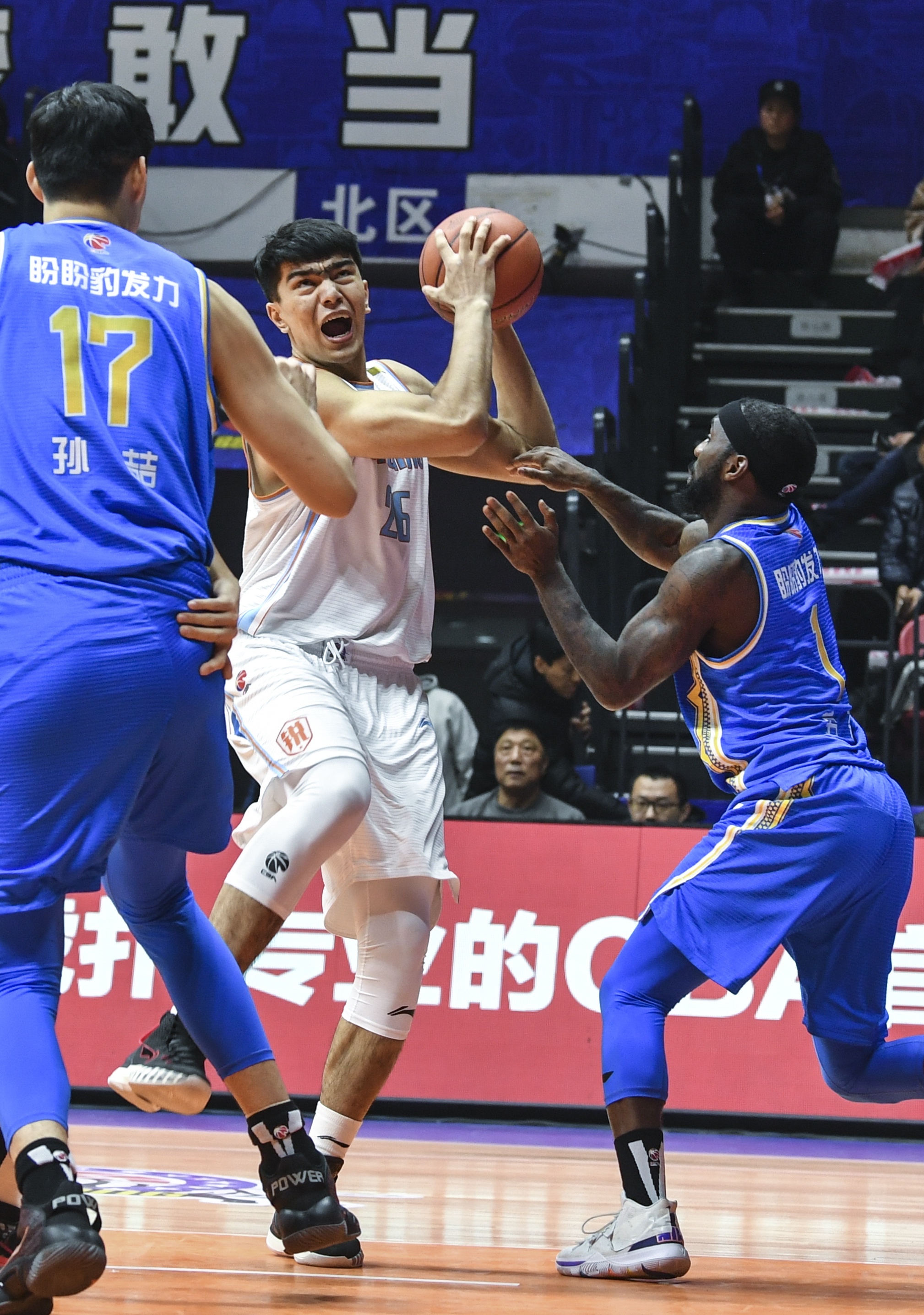 关于中国男篮逆转加拿大男篮,布克一己之力扛起全队的信息 关于中国男篮逆转加拿大男篮,布克一己之力扛起全队的信息