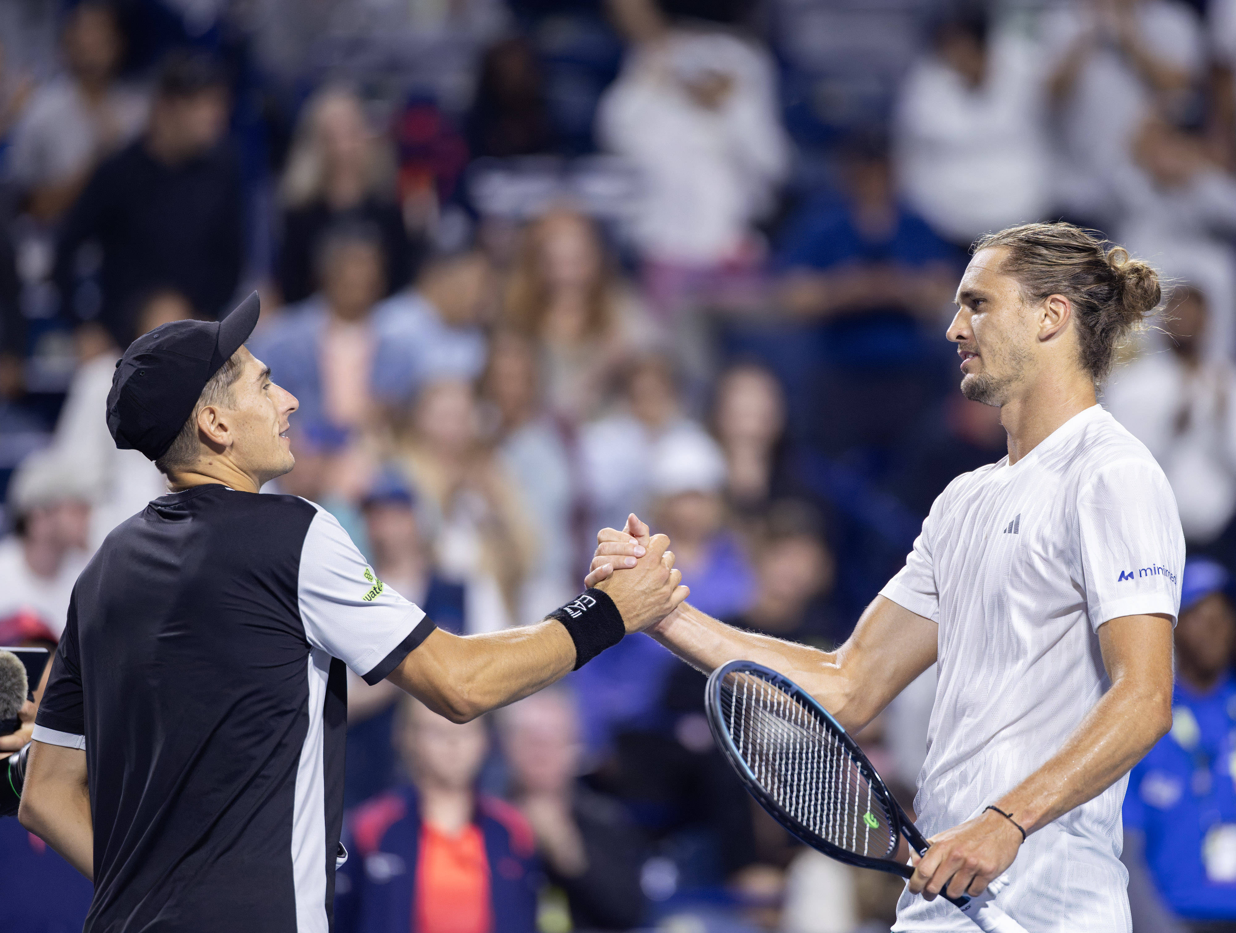 澳网逆转戴维斯杯,兹维列夫关键制胜的简单介绍 澳网逆转戴维斯杯,兹维列夫关键制胜的简单介绍
