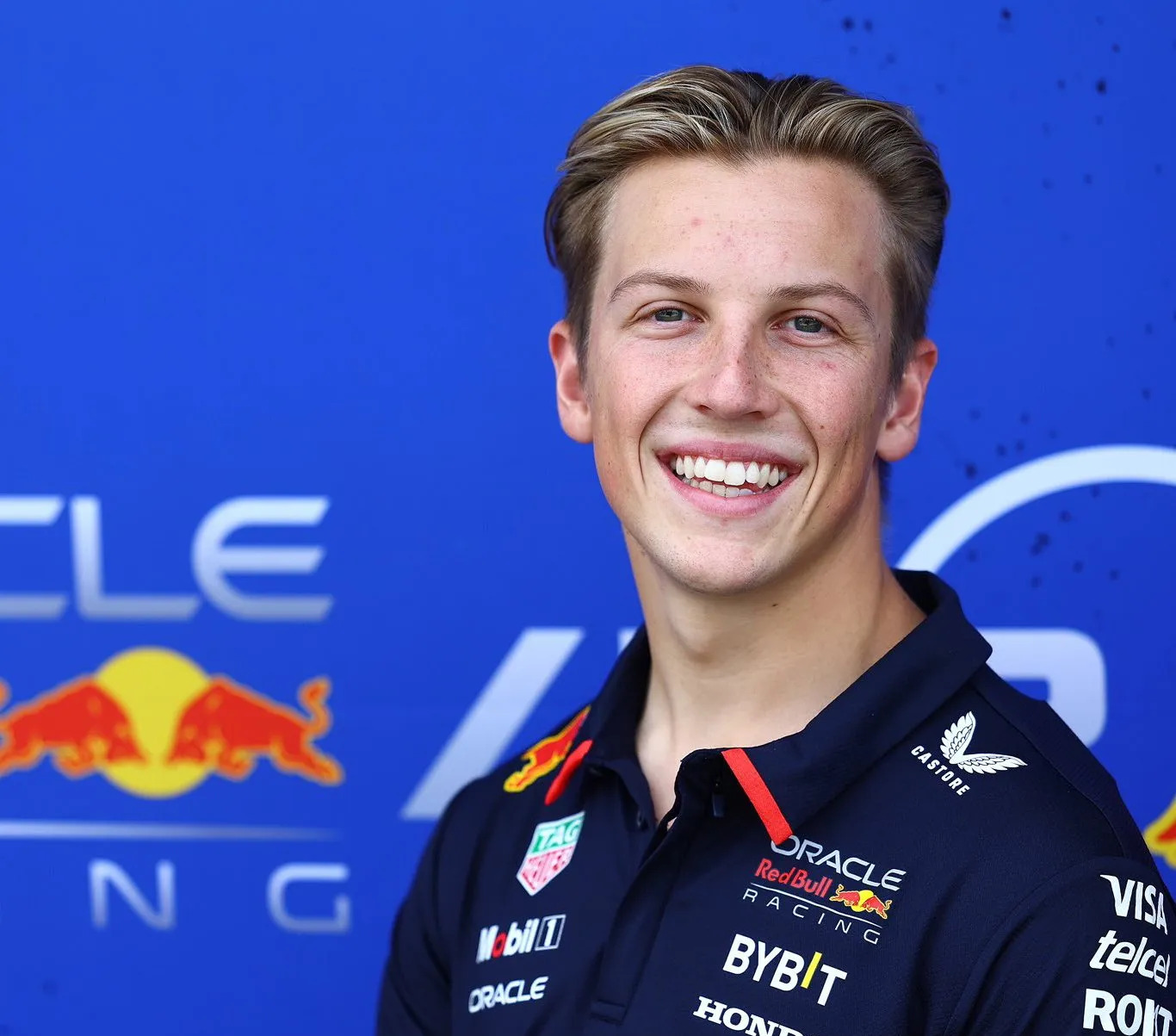 包含红牛二队碾压雷诺车队,周冠宇带队取胜的词条 包含红牛二队碾压雷诺车队,周冠宇带队取胜的词条